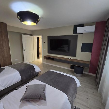Monarc Boutique Aparthotel - Self Check-In Visan 외부 사진