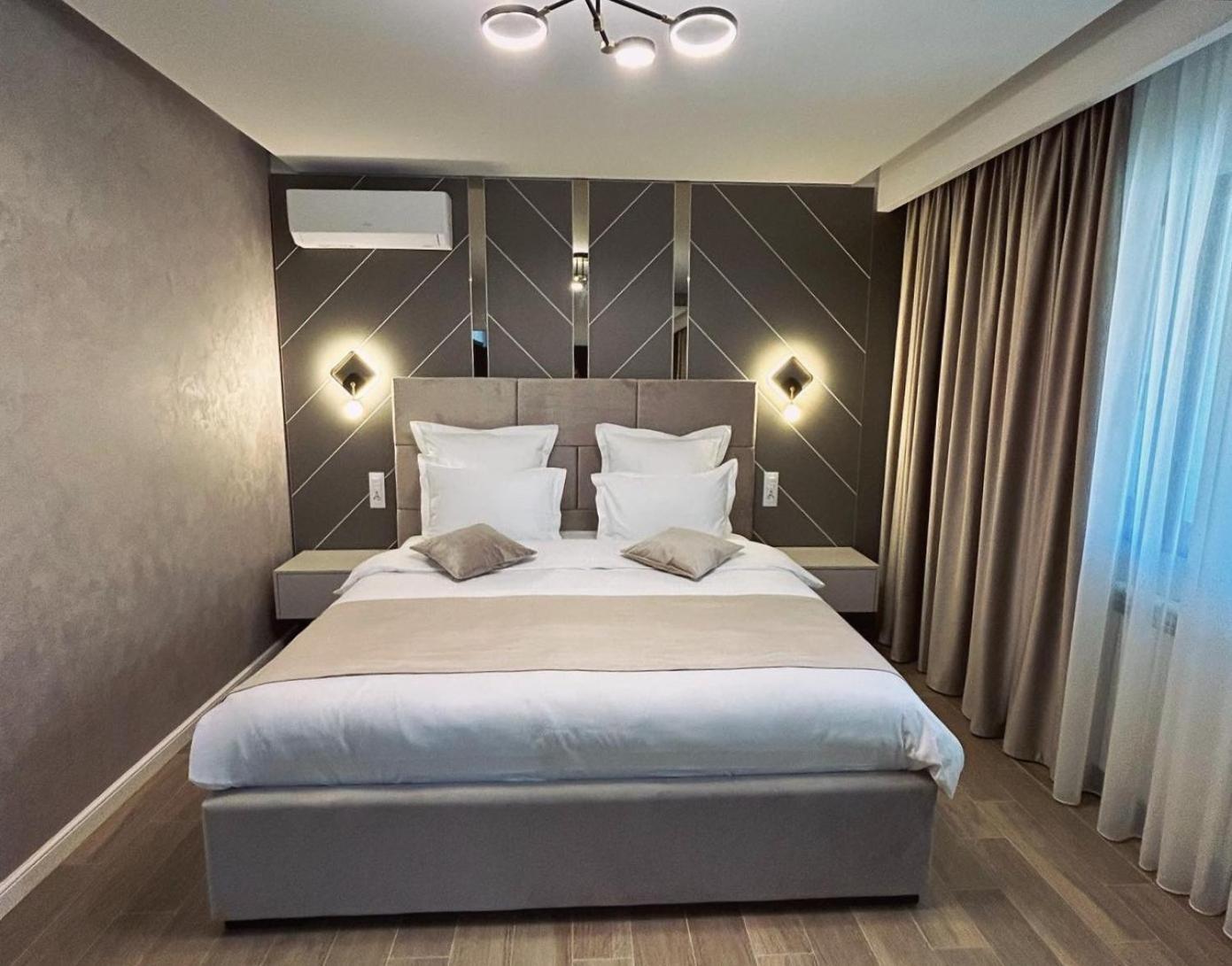 Monarc Boutique Aparthotel - Self Check-In Visan 외부 사진